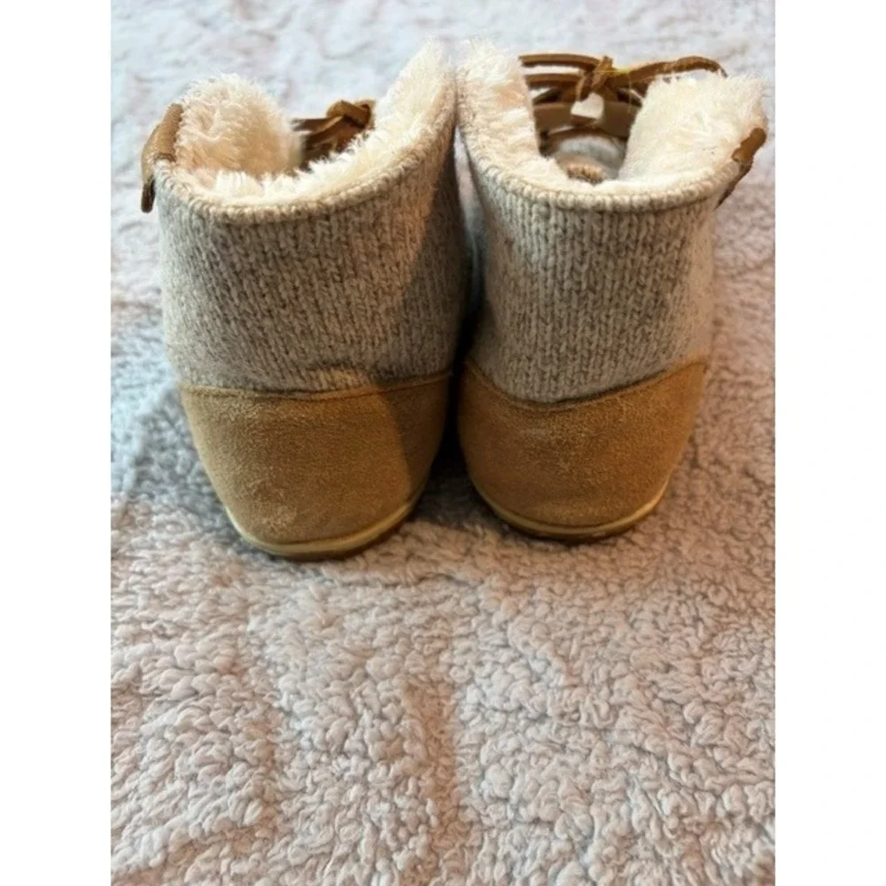 Women's Minnetonka Torrey Bootie Slippers Size‎ 7M